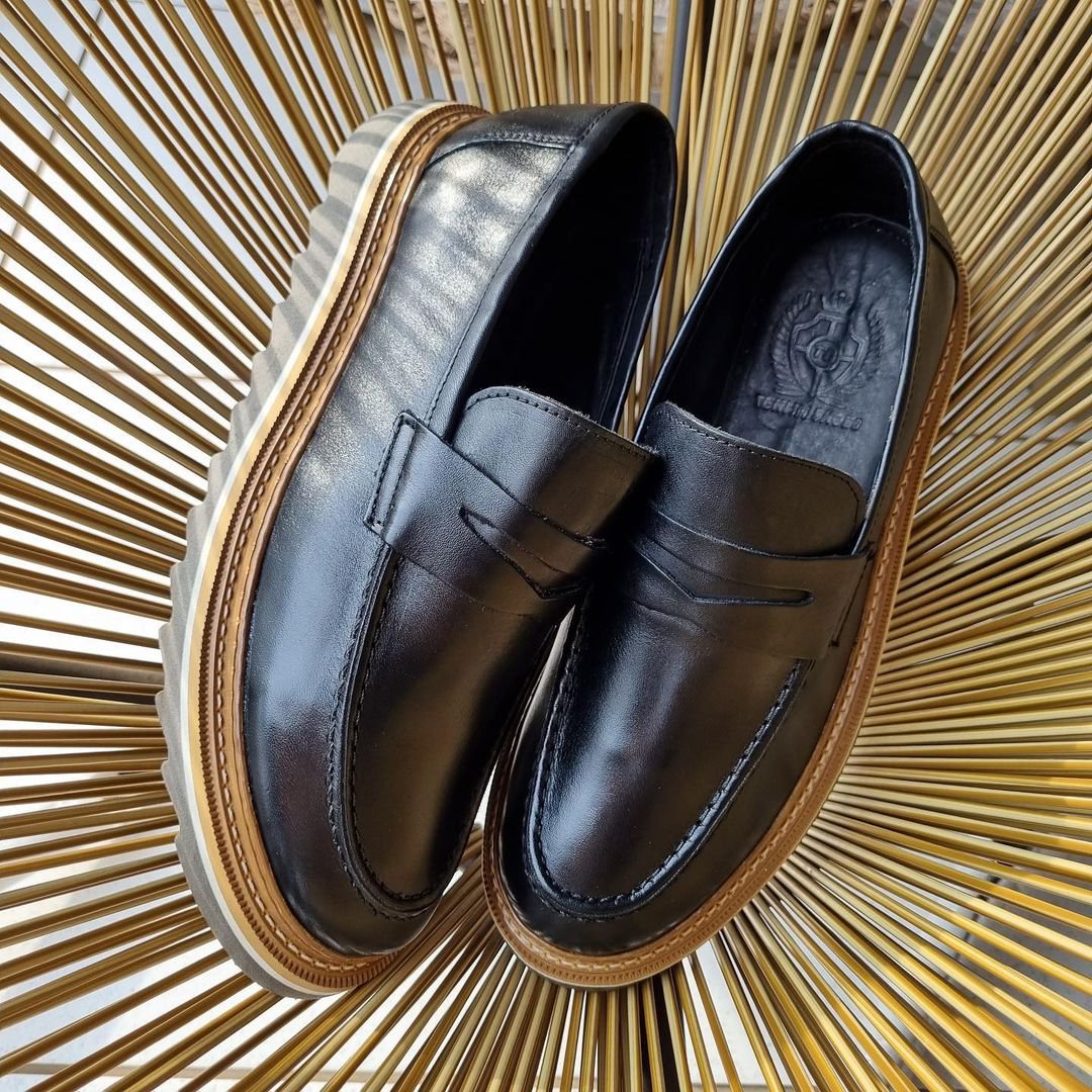 Loafer Tratorado Dubay Preto 7501